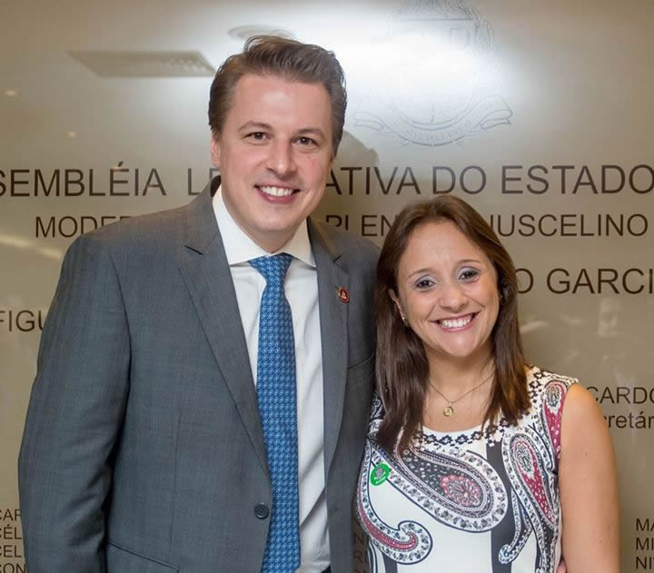  Deputados Igor Soares e Renata Abreu lançam Projeto Vitória em Itapevi
