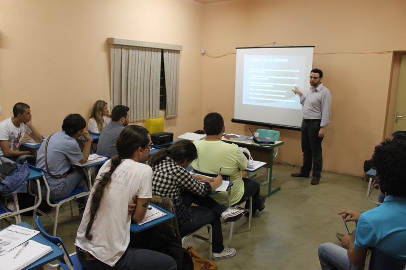  Itapevi realiza 1ª oficina de Elaboração de Projetos Culturais