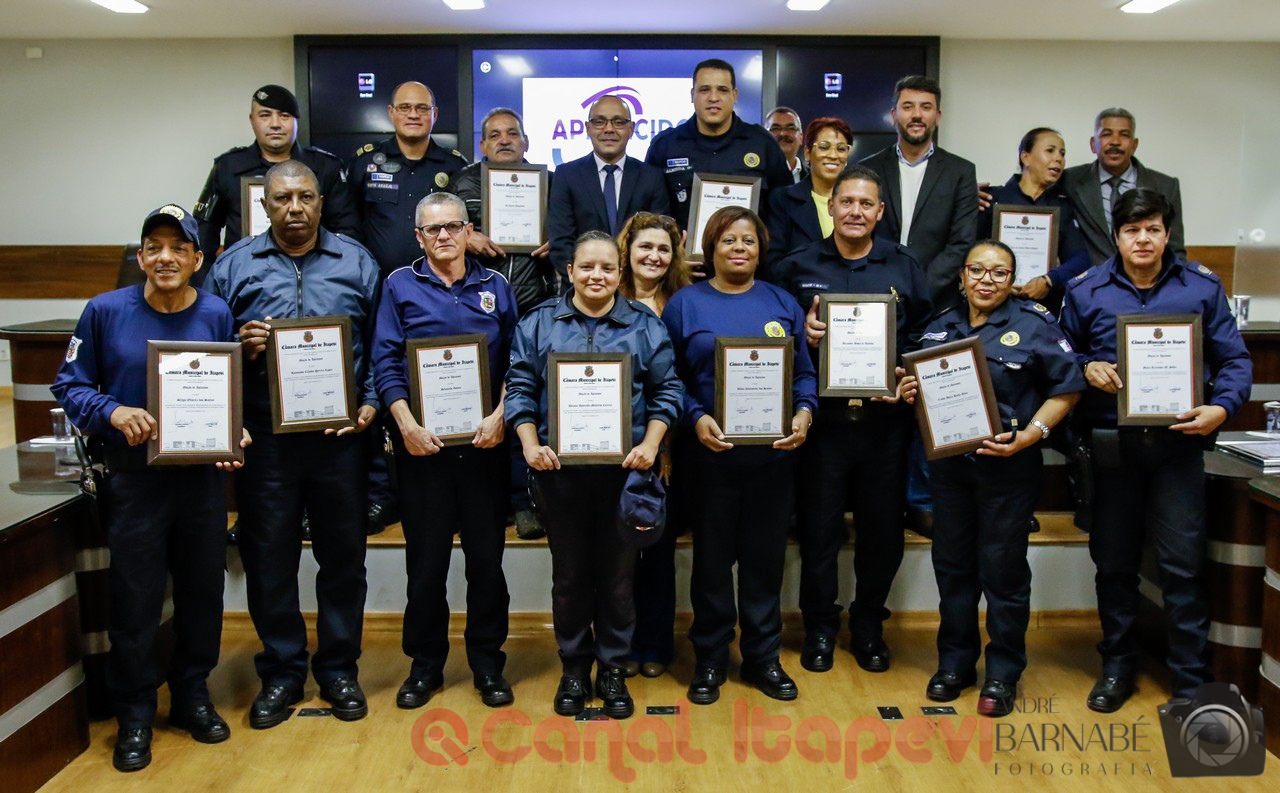  25-05-2018 Entrega de Honrarias câmara Municipal Itapevi :Veja as Fotos