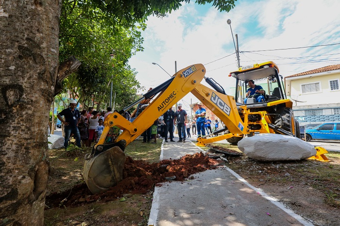  Obras de saneamento básico avançam no Parque Wey