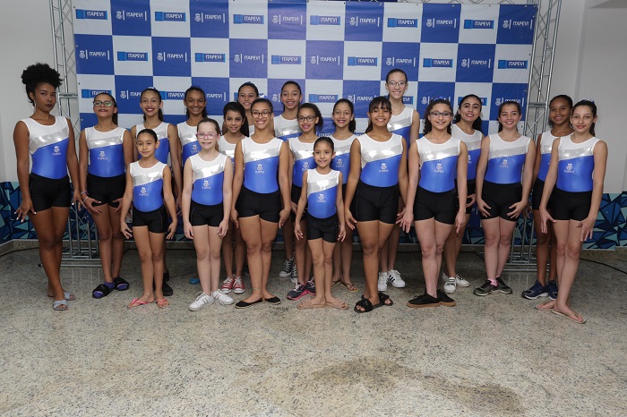  Prefeitura apresenta collants e shorts para atletas de competição da ginástica artística