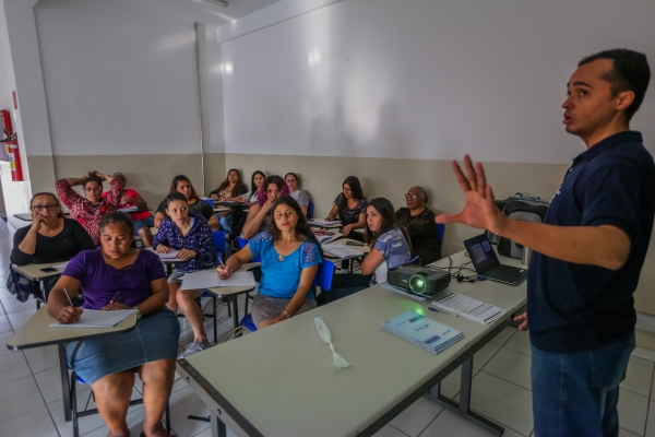  Turma de Moda Bebê e Infantil conclui curso em Itapevi