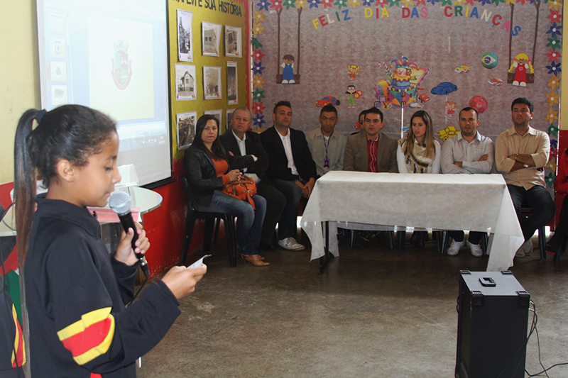  CEMEB Manoela Casagrande conclui Escola no Legislativo