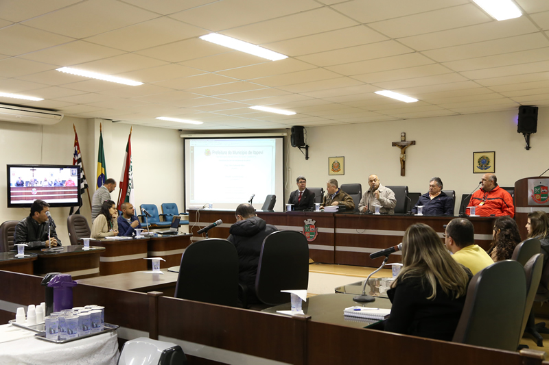  Audiência discutiu Plano Municipal de Resíduos Sólidos de Itapevi