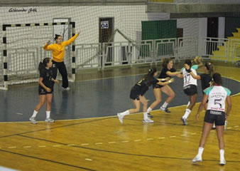  Handebol Feminino de Itapevi assume vice-lideraça