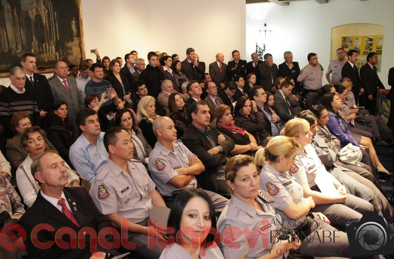  Programa Rotary e Policia Militar de Prevenção as Drogas