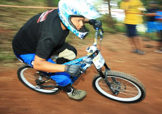  Zoinho BikeShow atleta de Itapevi marca presença no CC-DH